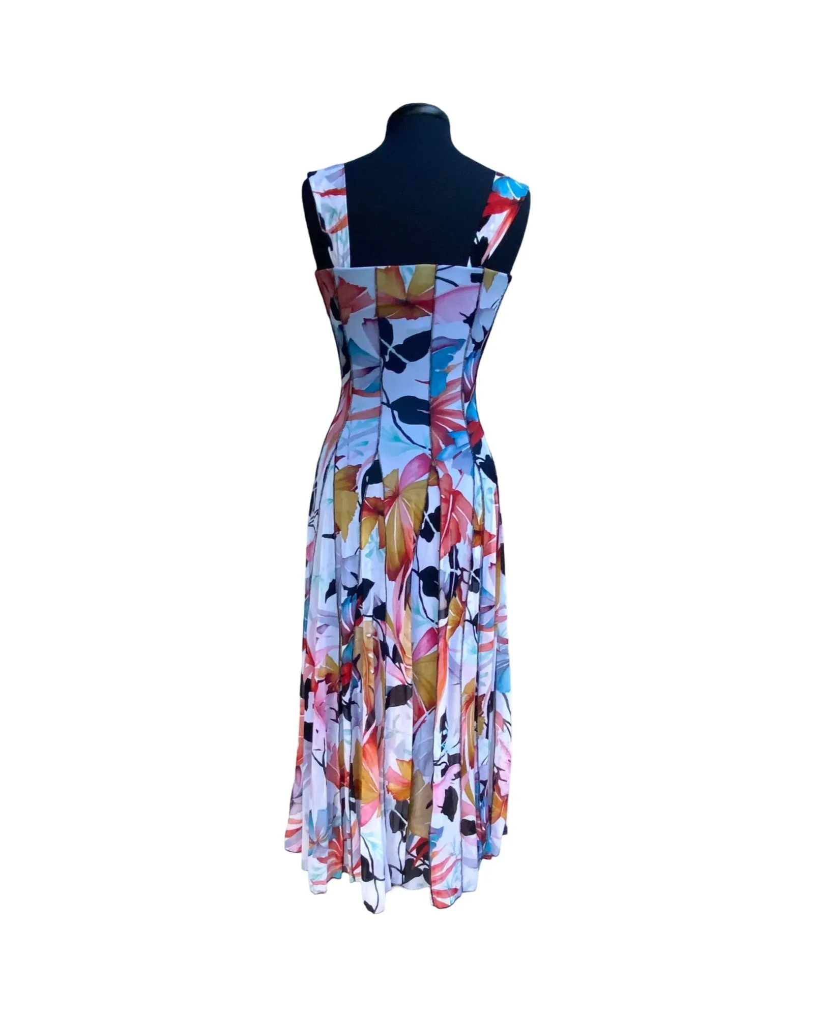 AGNES Sleeveless Mid Calf Fit N Flare Mesh Dress