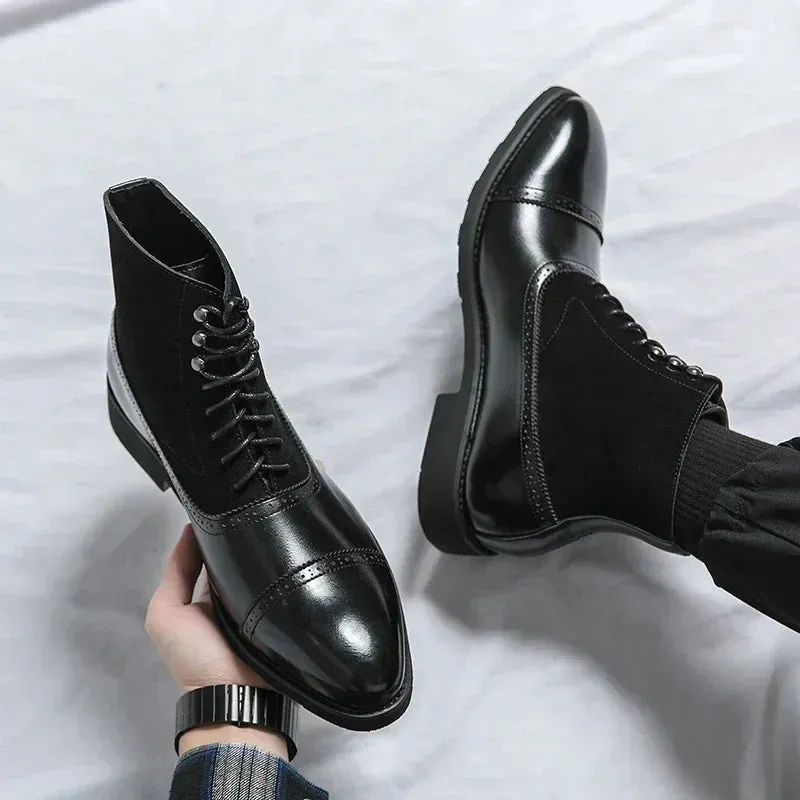 Barrett | Timeless Lace-Up Boots