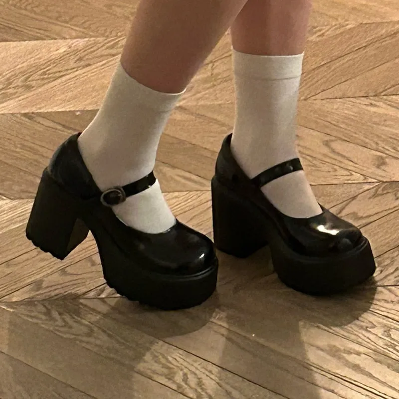Fashion White Platform Pumps