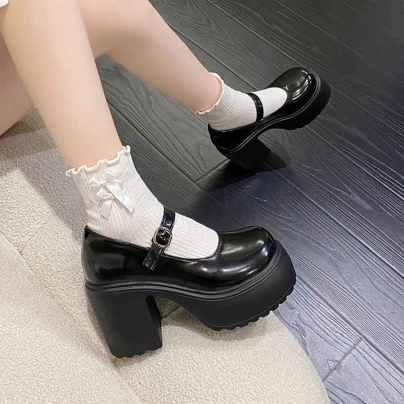 Fashion White Platform Pumps