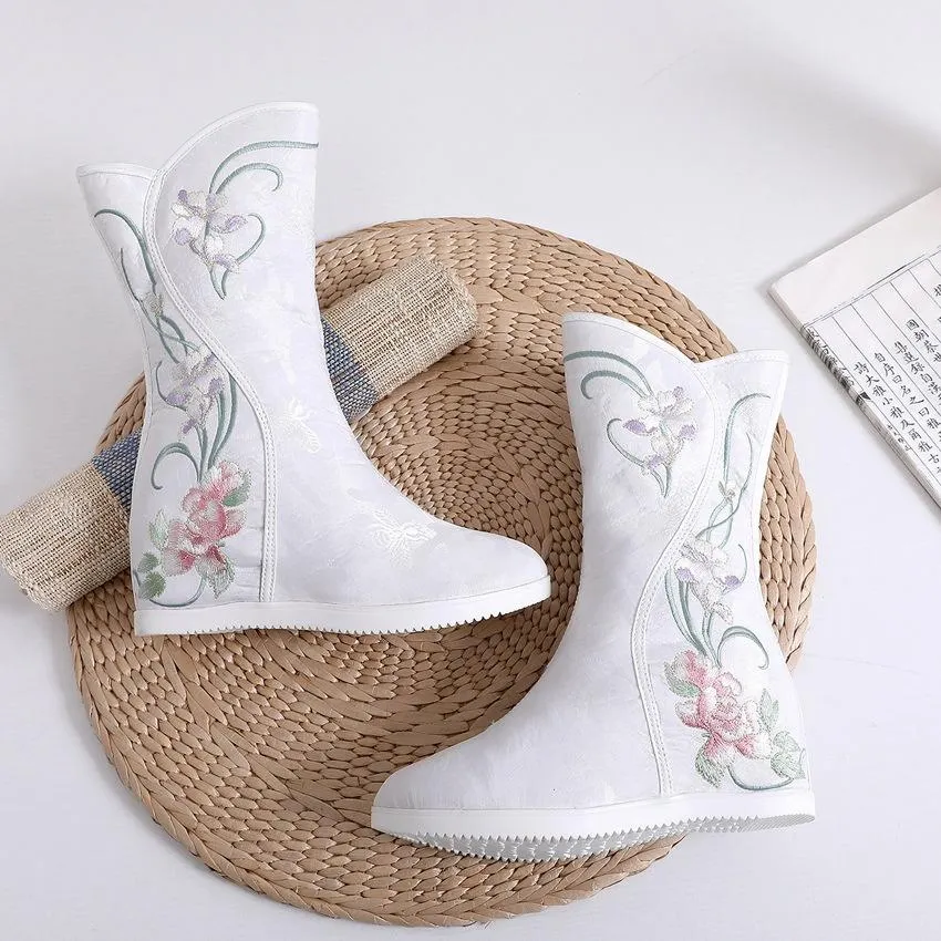 Retro flower embroidery plush lined mid calf boots | Inner wedge snow boots