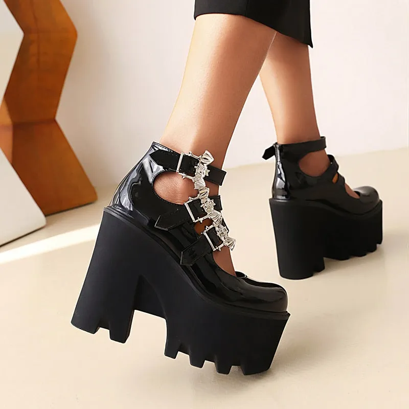 Silver Bat Buckle 3-Breasted Punk Style Wedge Pumps Ultra-High Waterproof Platform Glossy Patent Leather Trendy Shoes
